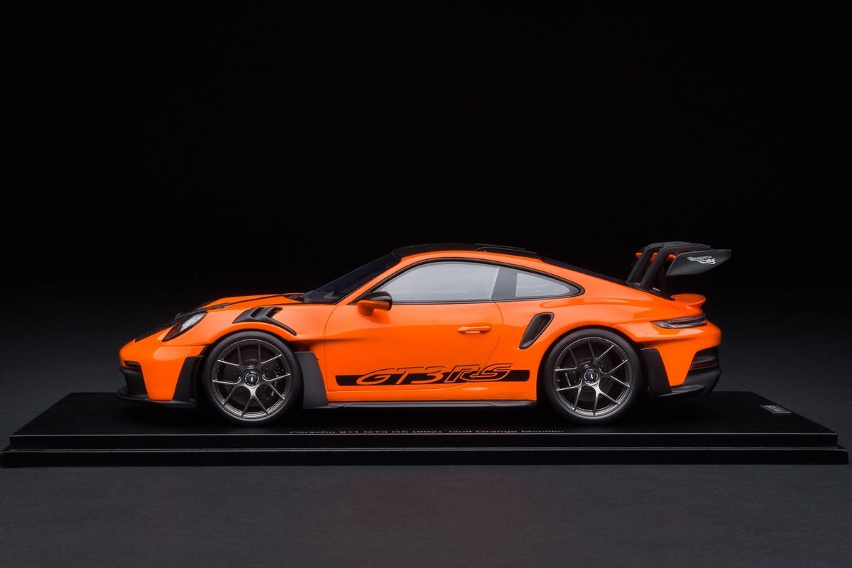 1:18 Spark Porsche 911 GT3 RS 992 PTS Gulf Orange Only 125 pieces
