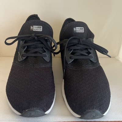New Balance Sneaker Women s Size 11 Black Running Shoes Lighly Used