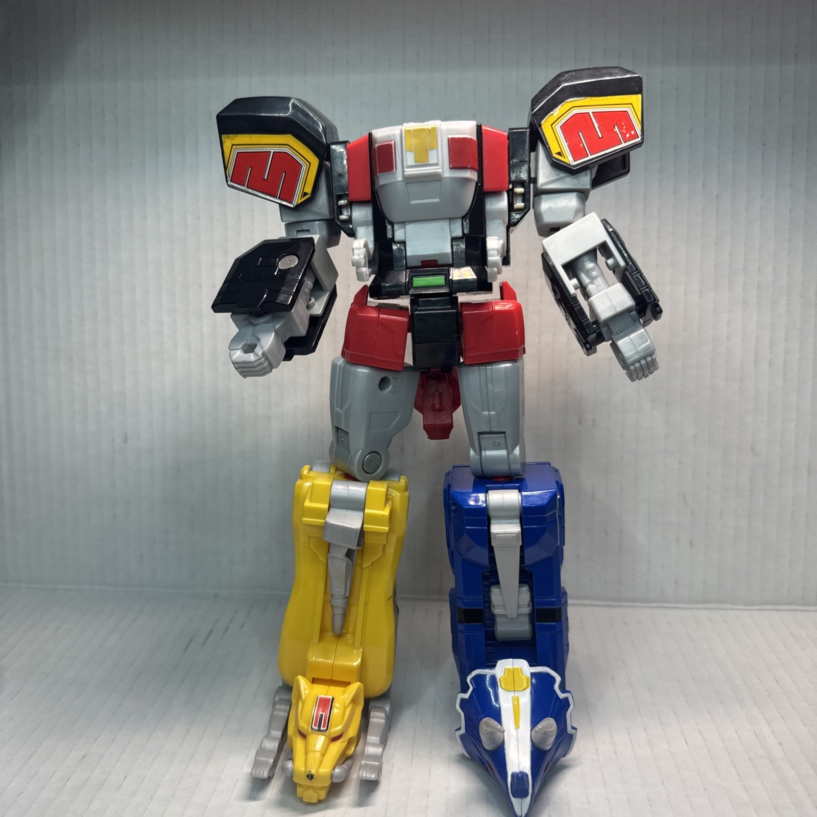 Hasbro Mighty Morphin Power Rangers Dino Megazord 2020. Incomplete