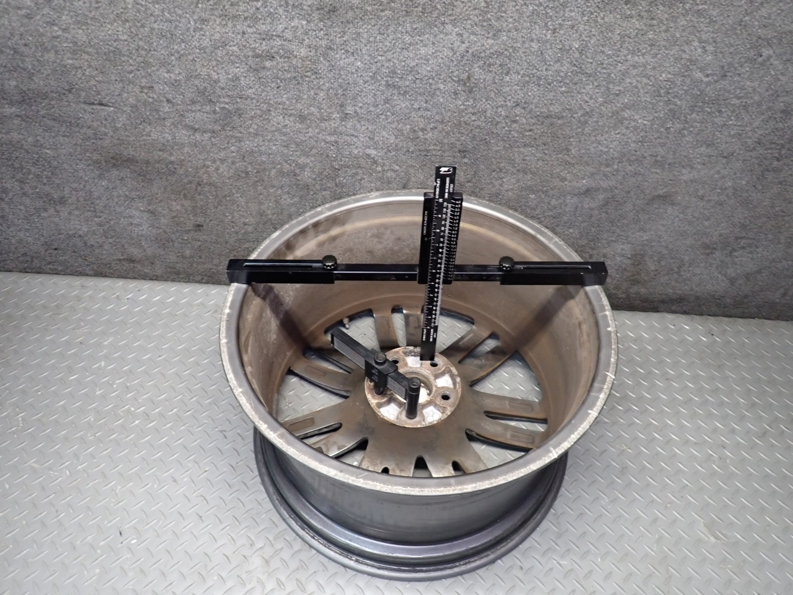 Maserati Quattroporte 2014-2021 Wheel