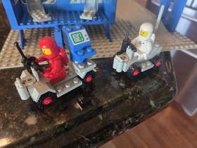 VTG LEGO Classic 493 Space Command Center NEAR Complete W/Box & Instructions 