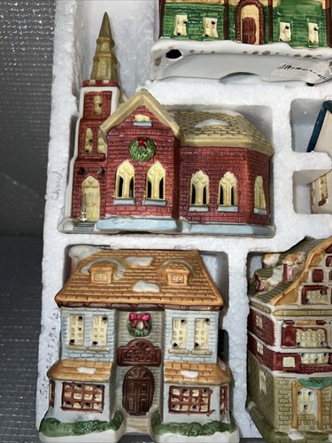 10 mini casas coleccionables de porcelana Dickens of London de colección 1991 - Imagen 4 de 11