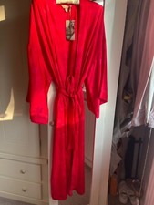 Gorgeous BNWT M&S ROSIE (S) Exotic and Vibrant Red Long Luxurious Satin Robe