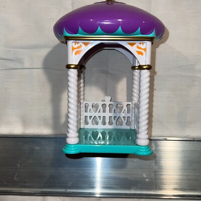 Vintage Disney Kids White Polly Pocket Magic Kingdom Aladdin Gazebo