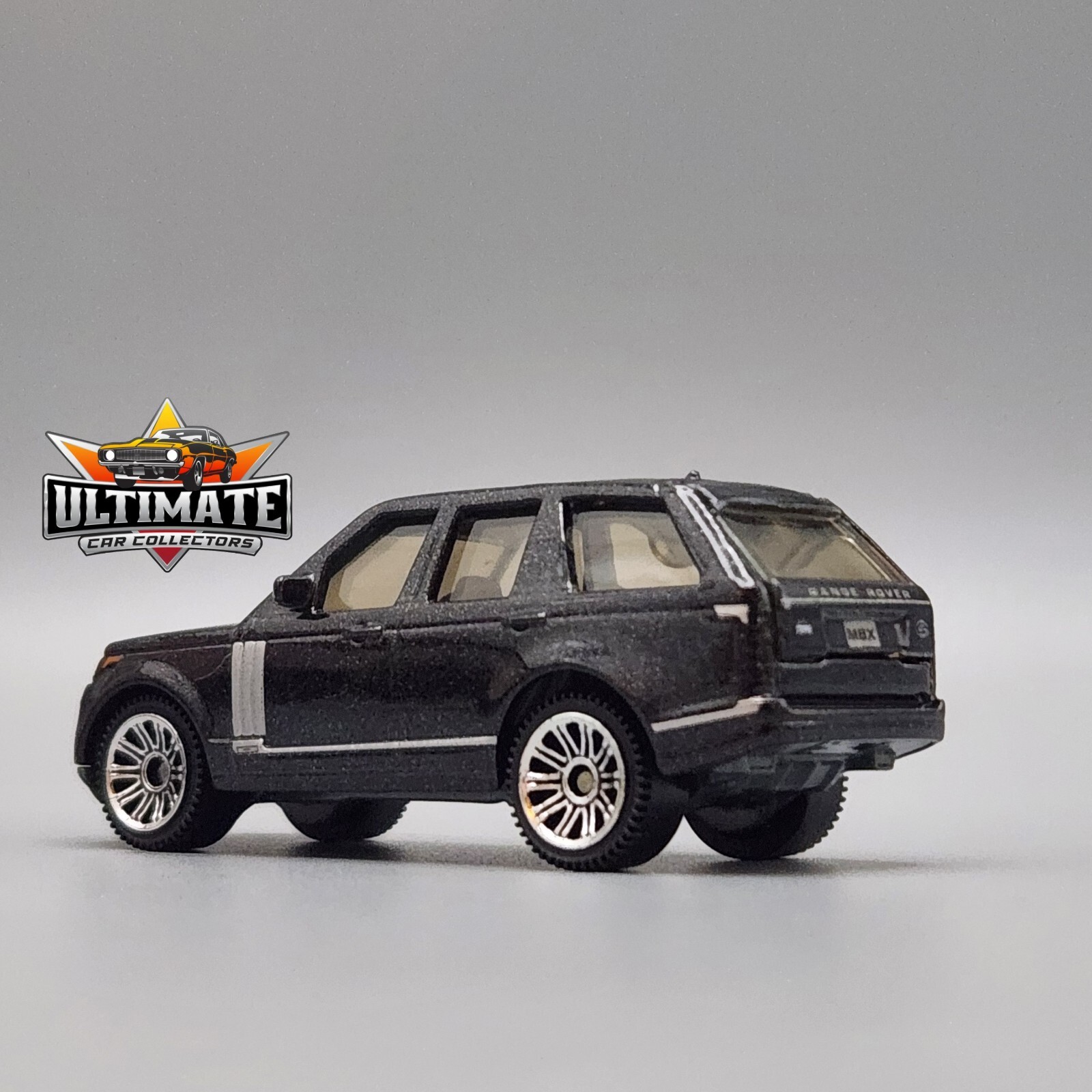 2018 18 Range Rover Vogue SE Collectible 1/64 Scale Diecast Model Collector Car 