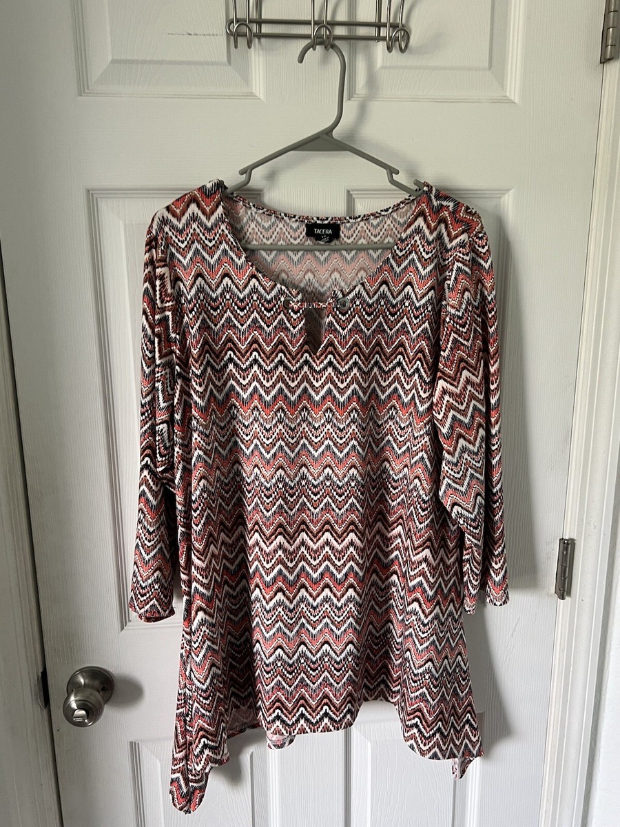 Leopard Chevron Print Accent Top Leopard Chevron Print Accent Top