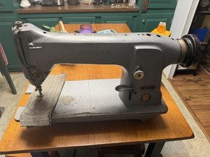 SINGER 331K4 Single-Needle Mechanical Lockstitch Sewing Machine Head