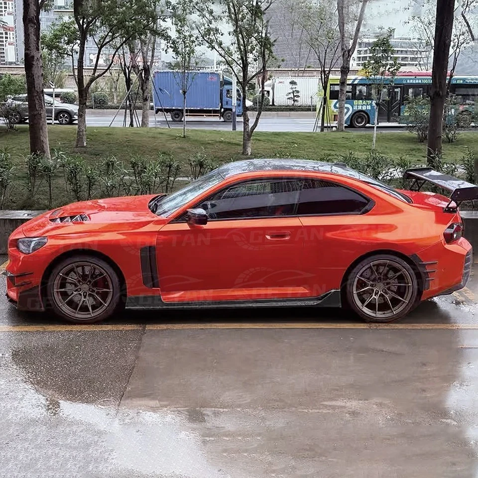 Faldones laterales para BMW M2 G87 2020+ fibra de carbono seca estilo V nuevo estado Foto 4 de 4