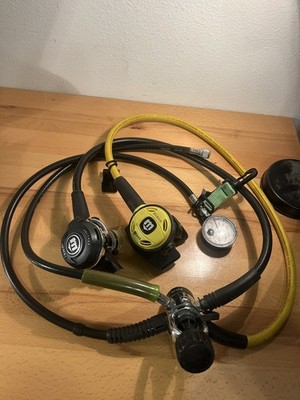MARES MR12 DFC SCUBA REGULATOR SET Used (UNTESTED)