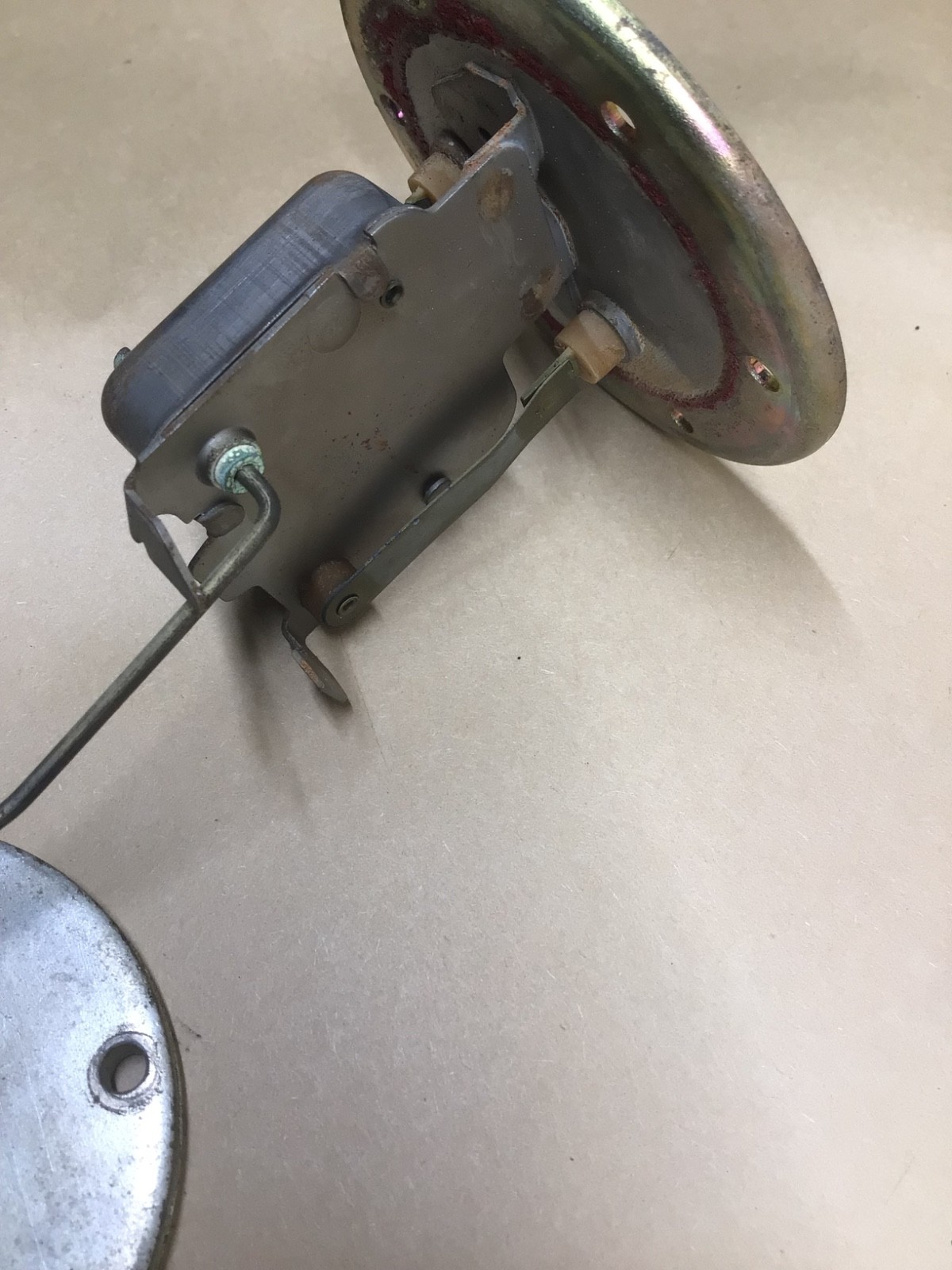 1966 - 1980 Rolls Royce Silver Shadow Silver Wraith II Fuel Sending Unit