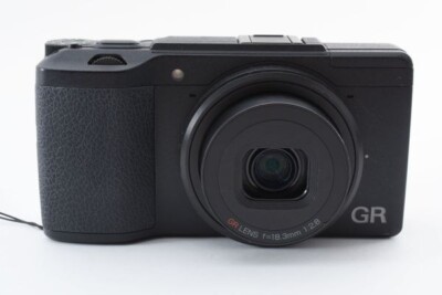 RICOH GR II 16.2MP DIGITAL Compact Camera Battery set Fast