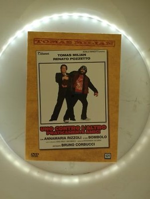 Einer gegen den anderen praktisch Freunde Tomas Milian Renato Pozzetto DVD Neu