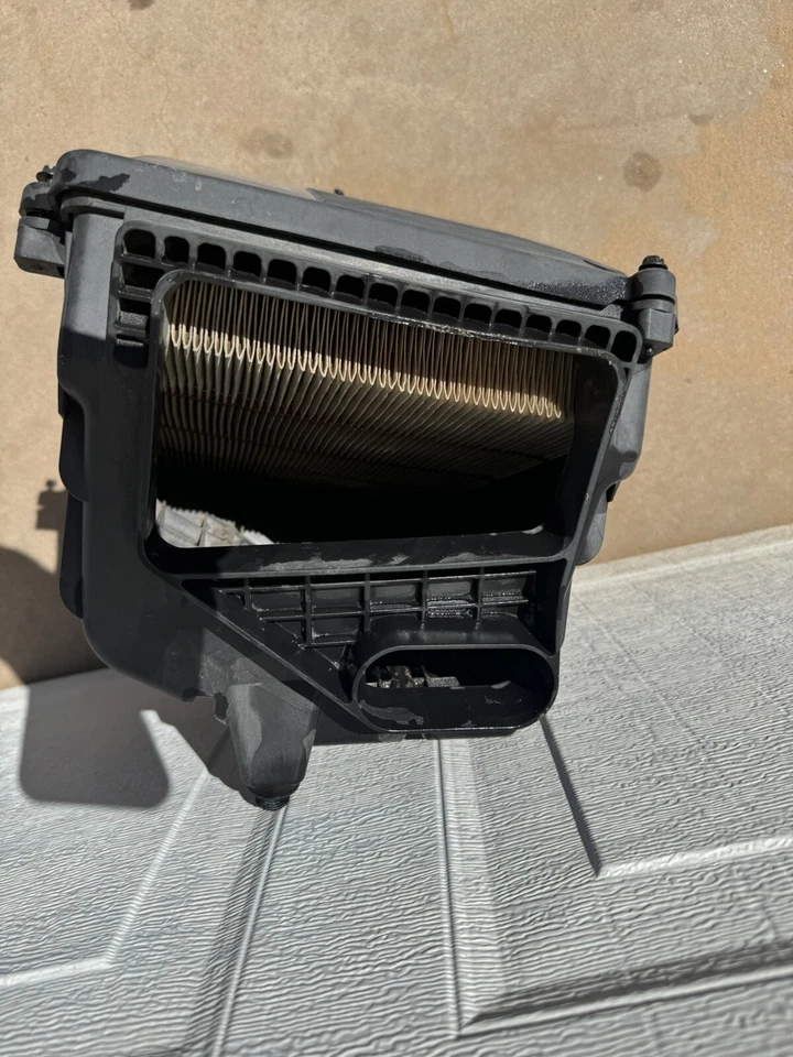 GMC Sierra 1500 2014 caja de filtro de aire Foto 4 de 4