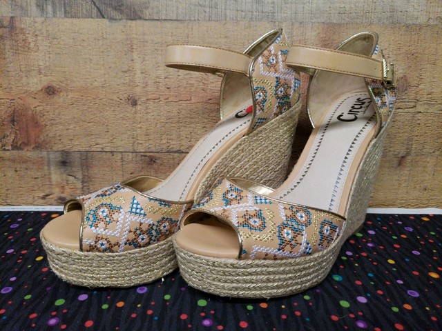 circus platform shoes