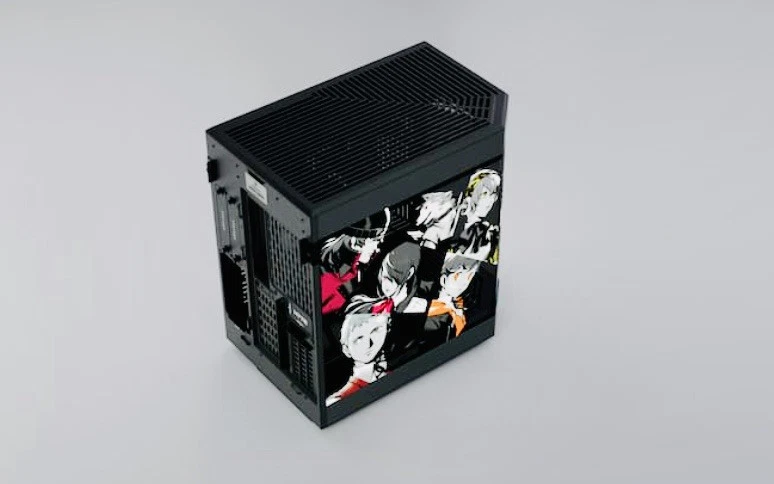 *NEW* HYTE - Y60 Persona 3 Reload Official Mid-Tower ATX Gaming PC Desktop Case - Image 3 of 4