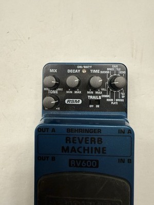 Behringer RV600 Reverb Machine Stereo Digital Guitar Effect Pedal