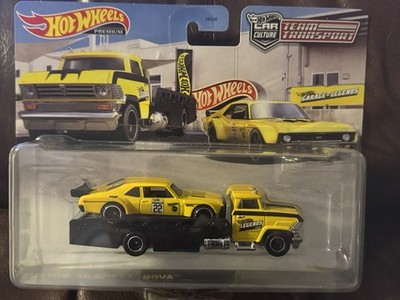 Hot Wheels Legends Team 1:64 Car Transporter - Yellow (HHL50)