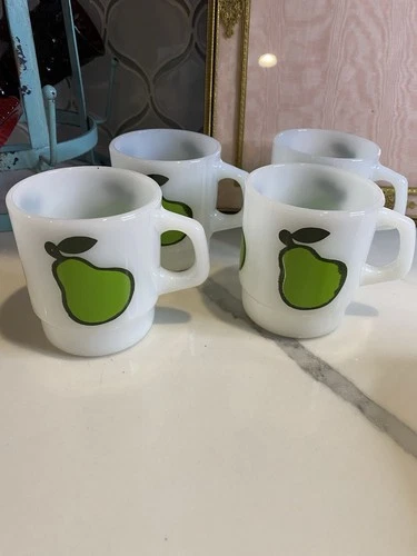 Vintage Anchor Hocking Fire King Milk Glass Coffee Cup/Mug Fruit Pear Design