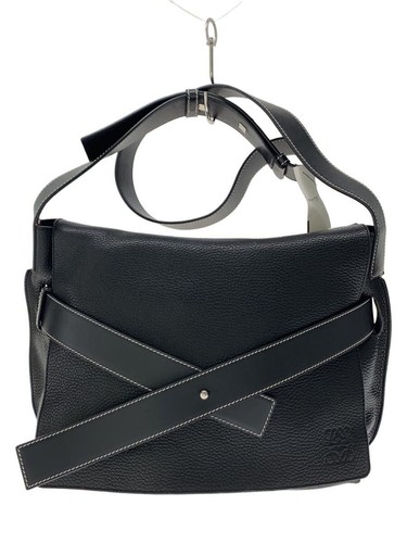 LOEWE Shoulder bag leather black Used