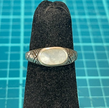 Vintage 925 Sterling Silver Mother of Pearl Ring - Size 5.5