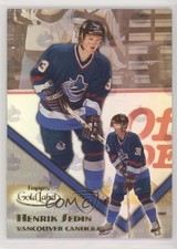 2000-01 Topps Gold Label Class 1 Henrik Sedin #77 HOF 0b3u