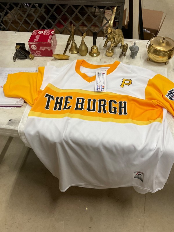 BASEBALL JERSEY MAJESTIC THE BURGH. LITTLE LEAGUE XLASSIC AUTHENTIC MADE USA S48