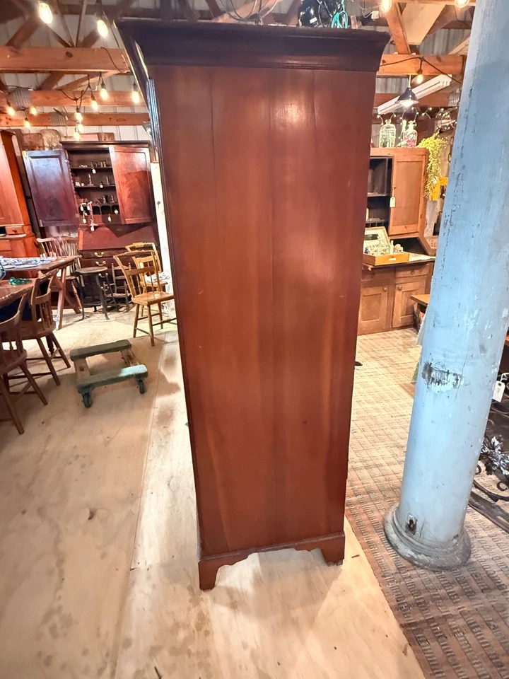 Antiguo cofre alto Cherry Chippendale PA circa 1790 country estriado 1/4 columnas Foto 2 de 4