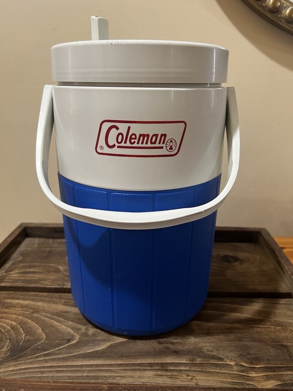Vintage Coleman Blue/White 5596 Gallon Water Cooler Thermos Jug EUC