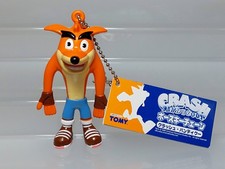 Figura Llavero Crash Bandicoot (Posable) Tomy 1998 De Colección Japón A08 3.3 pulgadas