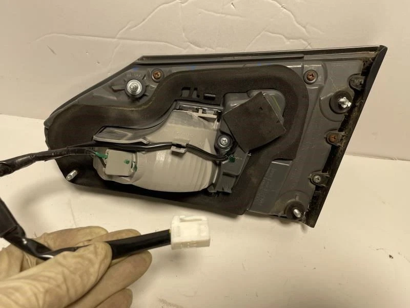 Driver Tail Light Quarter Panel Mounted Fits 10-12 LEXUS HS250H 649 Foto 4 de 4