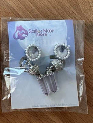 Sailor Moon store x Liquem Princess Serenity Earrings Silver LTD JAPAN Gifts