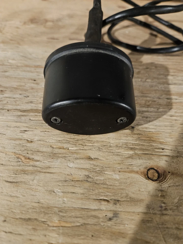 Luz de matrícula Kawasaki OEM Vulcan Vn900 23016-0010 Foto 2 de 4