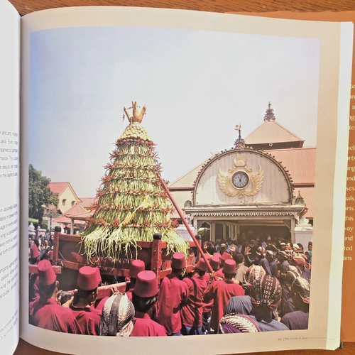 Indonesia Java Royalty Courts Palaces Islamic Hindu Art Dutch Colonial History - Picture 14 of 14