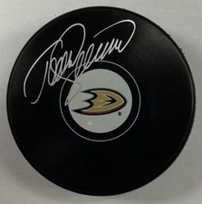 100% authentic Teemu Selanne Autograph Puck Hockey Ducks Superstar Auto COA