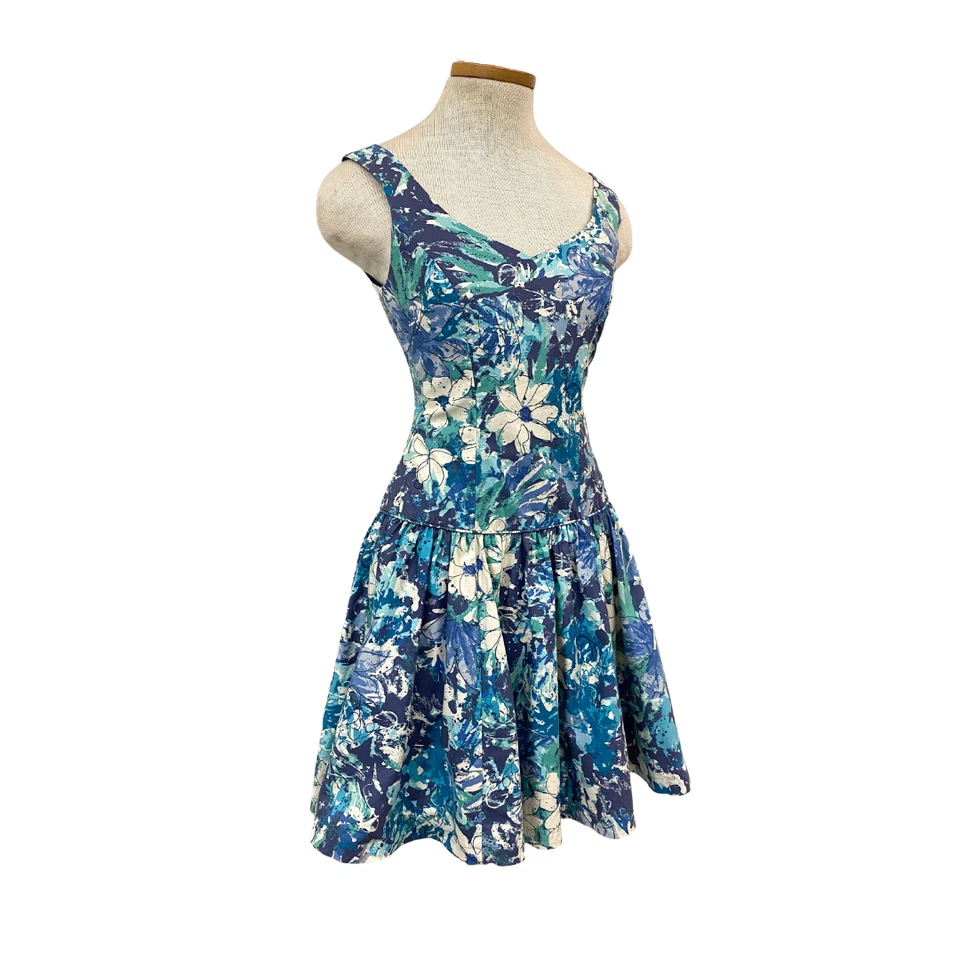 Vestido vintage anos 80 anos 90 década de 1980 década de 1990 década de 1950 Laura Ashley azul floral cintura caída - Imagem 3 de 4