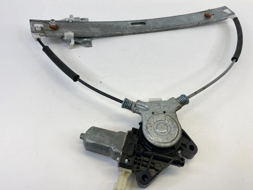 07-12 Ford Escape Front Left Door Power Window Regulator W/ Motor AY262100-441 - Imagem 3 de 4