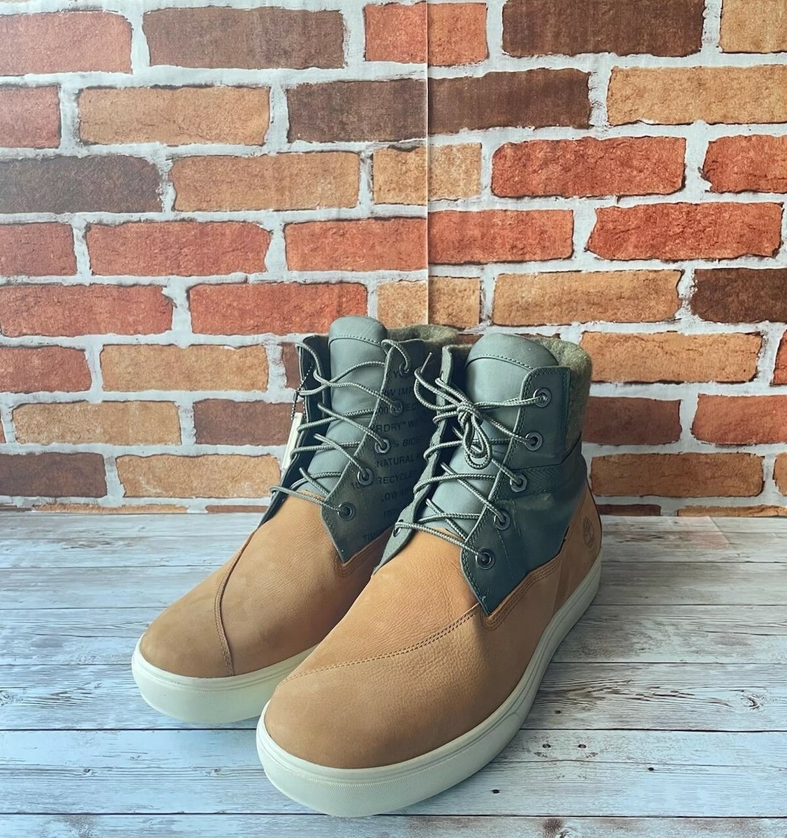 TIMBERLAND MEN display picture 2