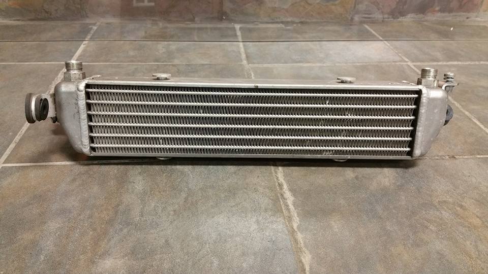 AUDI R8 LAMBORGHINI GALLARDO OIL COOLER 420317021A