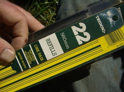 TRIDON 22 WIPER REFILLS PAIR