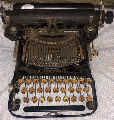 Antique 1920s Corona Four Portable Manual Typewriter Working Keys