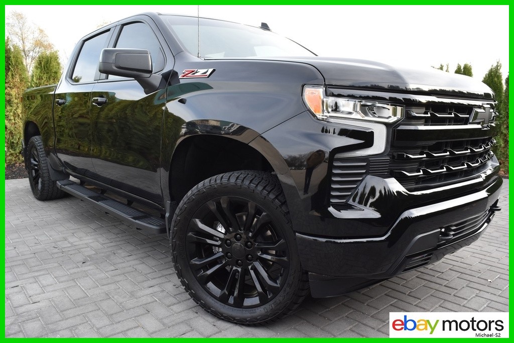 2024 Chevrolet Silverado 1500 4X4 1500 CREW RST-EDITION(Z71 OFF ROAD PACKAGE)
