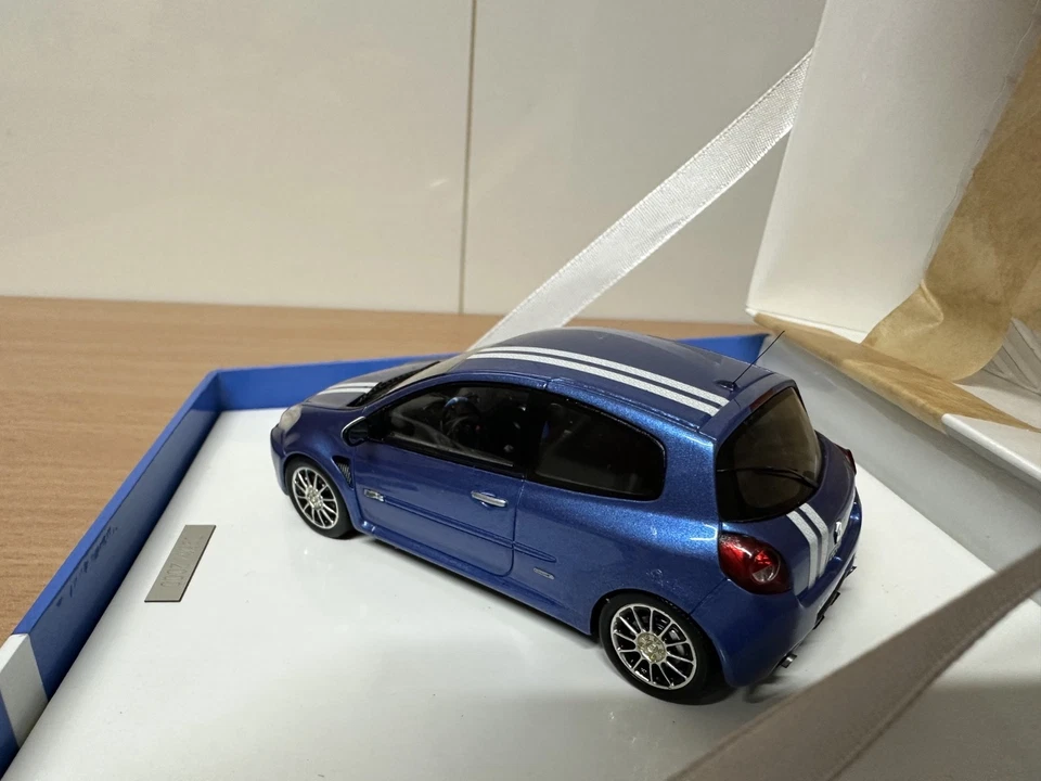 Renault Clio III Gordini RS Coffret 1/43 Spark - Image 3 of 4