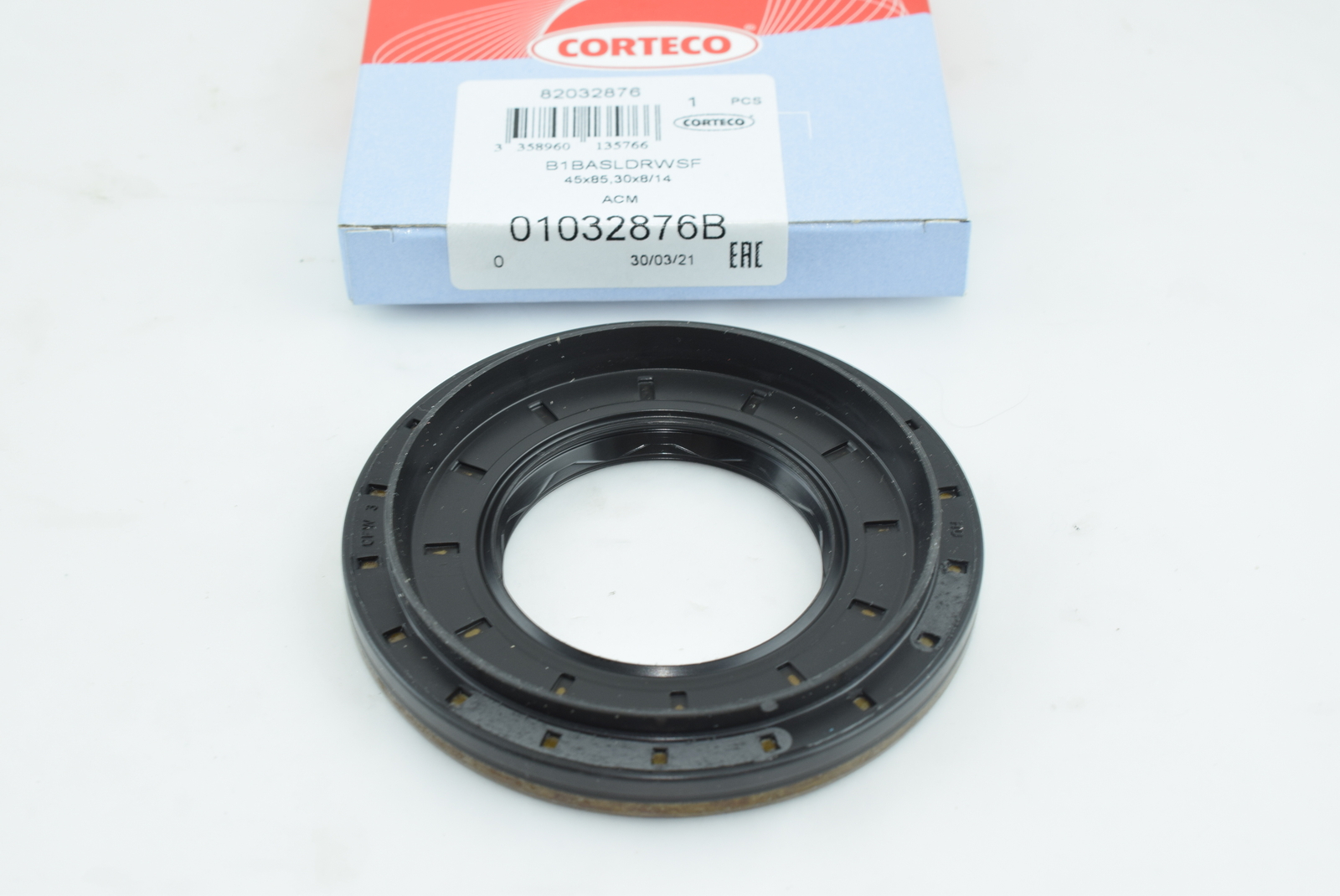 PARAOLIO ANELLO DI TENUTA DIFFERENZ. POST. LATERALE MERCEDES Classe C  01032876B