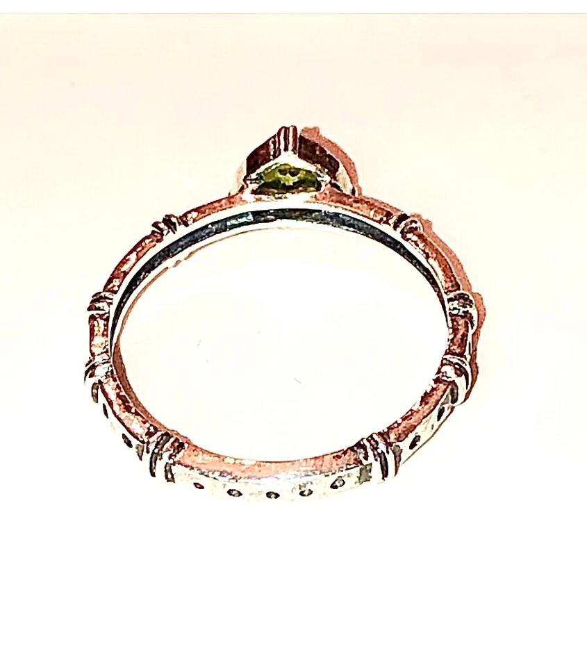 Anillo de plata esterlina peridoto trillón piedra de nacimiento promesa Silpada MOD NUEVO talla 7 Foto 4 de 4