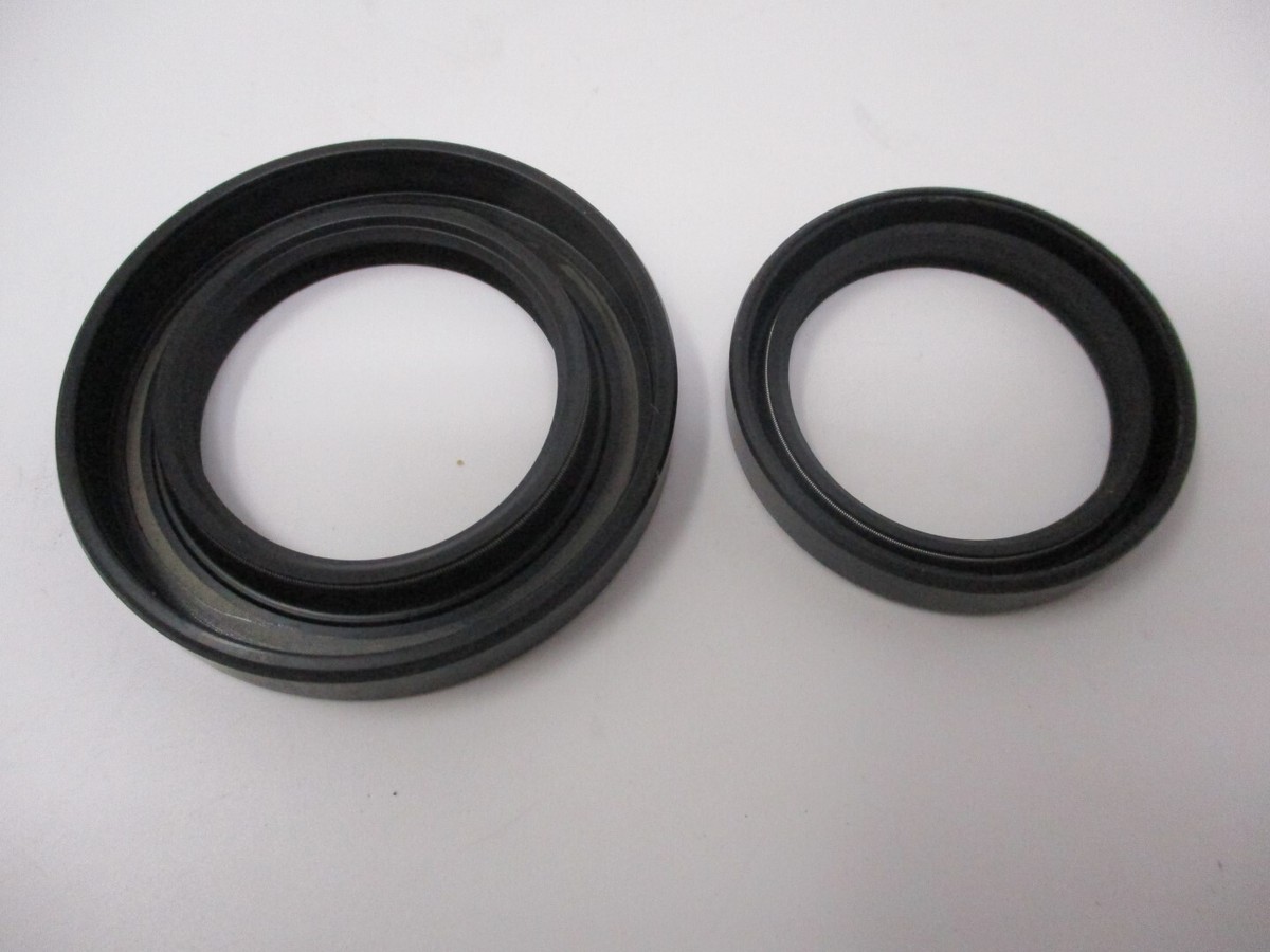 Genuine Kawasaki 92049-2246 & 92049-2211 Crankcase Oil Seals for