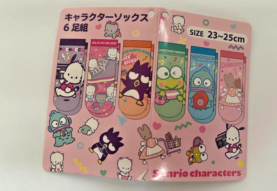 Personajes de Sanrio un juego de 6 calcetines KUROMI, Cinnamoroll Pochacco Japón limitado. Foto 2 de 4