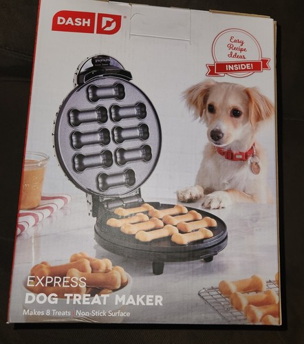 Dash Express Dog Treat Maker Complete w/Manual & Recipes NIB Bones ...