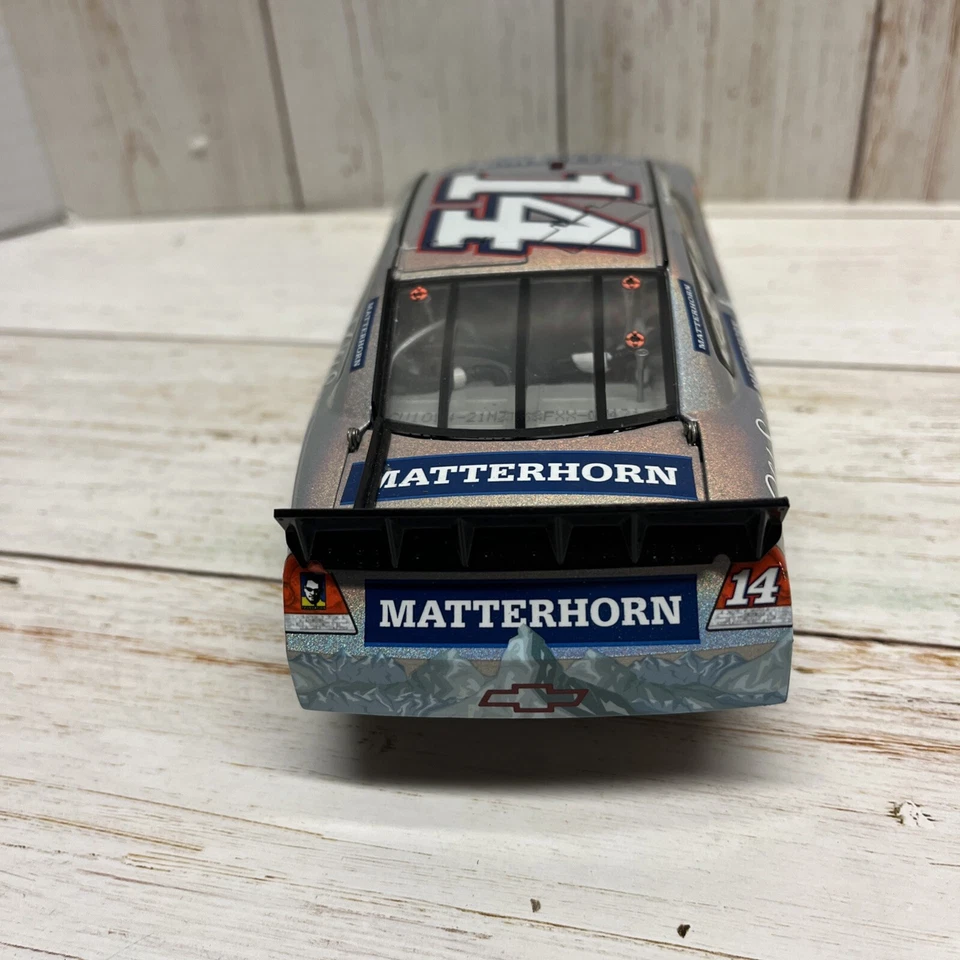 Tony Stewart #14 Old Spice 2010 Impala White Gold RCCA ELITE 1:24 - Image 3 of 4