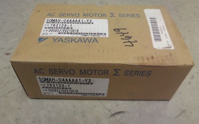 1PC New YASKAWA SGMAH-04AAA41-Y2 Servo Motor In Box Expedited Shipping