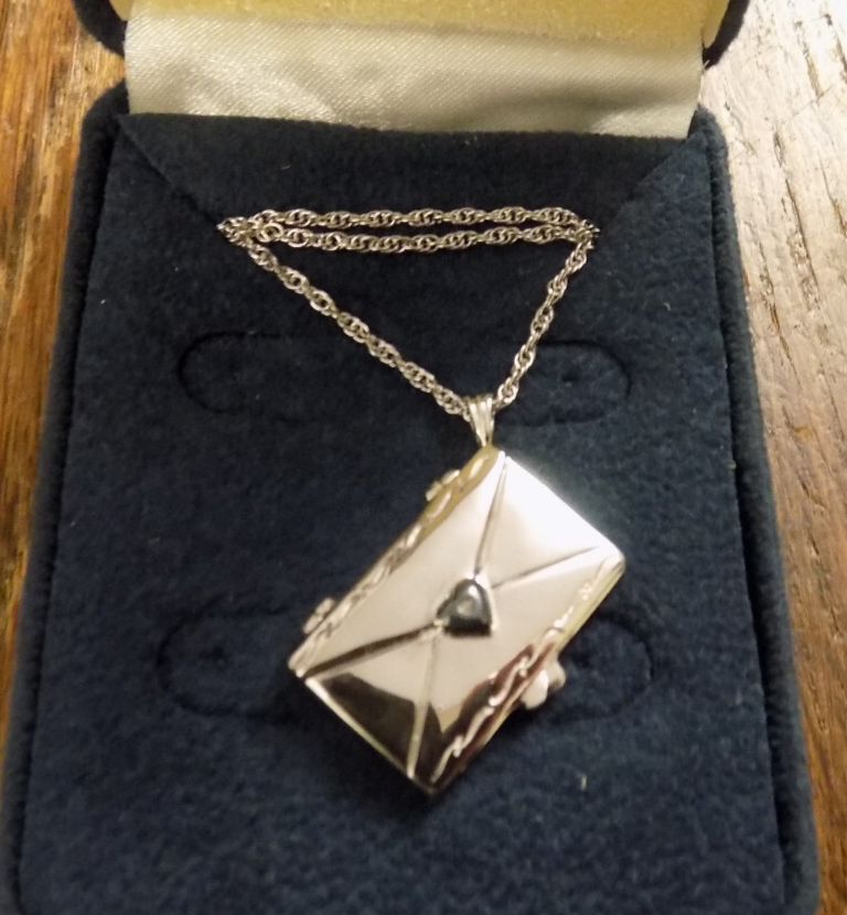 Dear Daughter Letter Of Love Diamond Locket Necklace Sterling